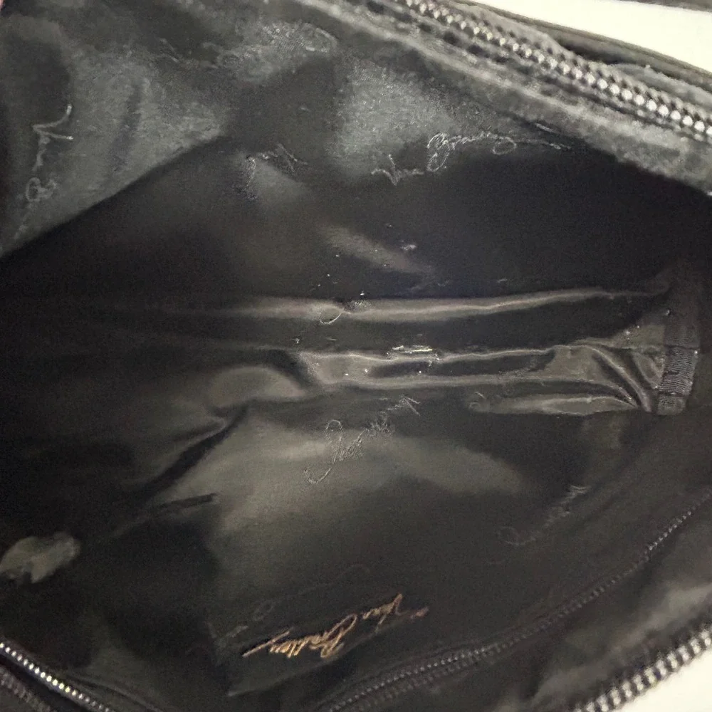 Vera Bradley Black Quilted Velvet Baguette Shoulder Bag Gold Hardware‎ Vintage